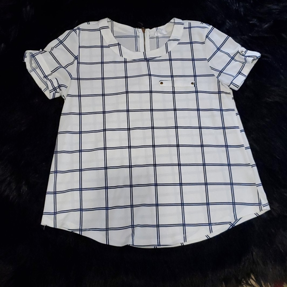 2/$15🦋 Blouse